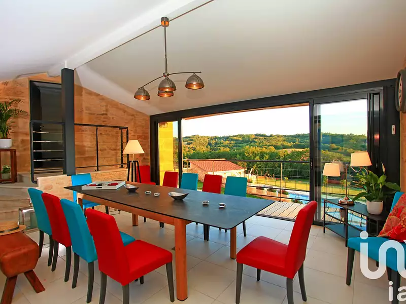 Maison, 760 m²