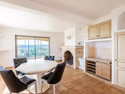 Maison, 181 m²