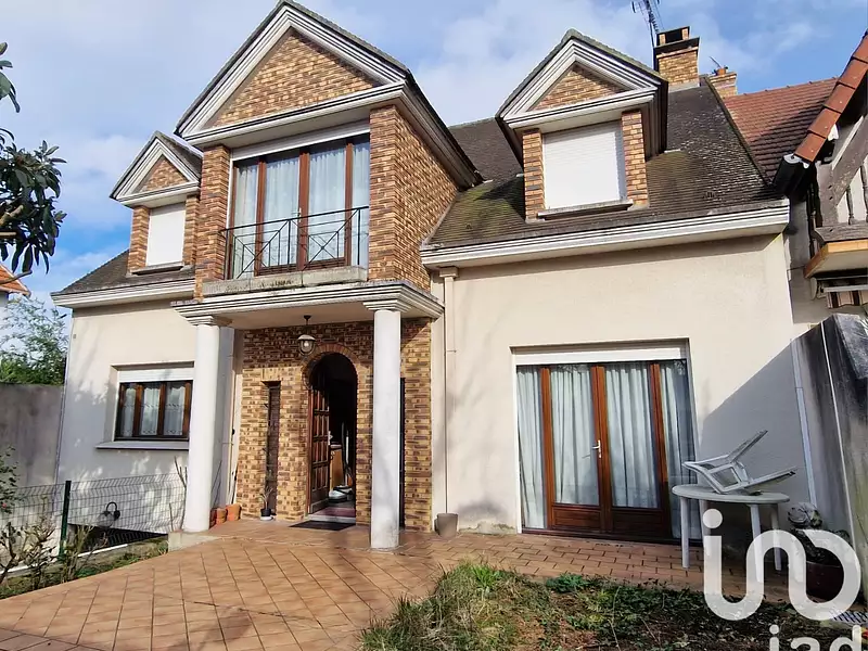Maison, 190 m²