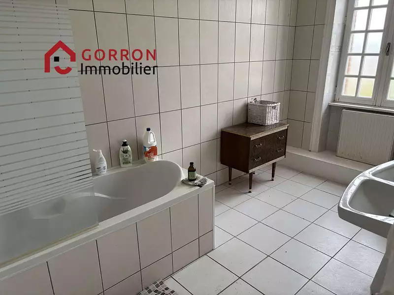 Maison, 278 m²