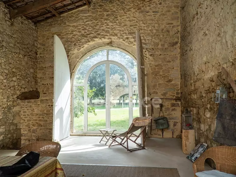Maison, 560 m²