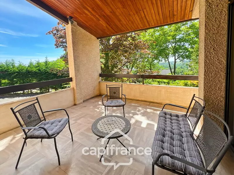 Maison, 176 m²