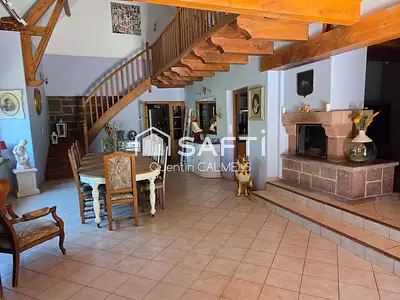 Maison, 220 m²