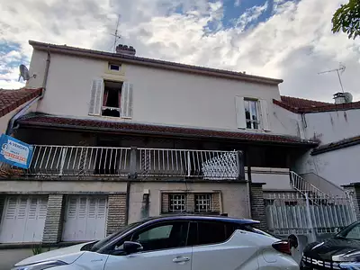 Maison, 196 m²