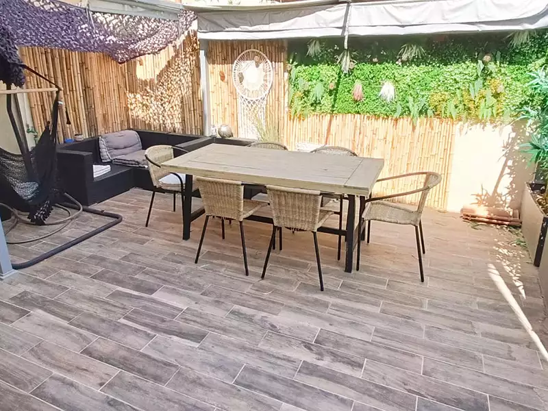 Maison, 251 m²