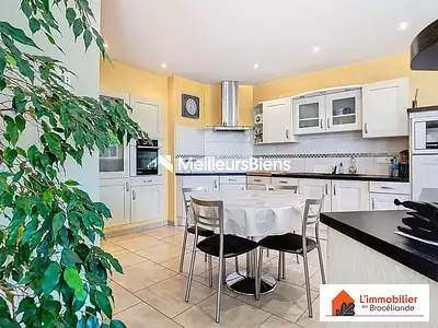 Maison, 228 m²
