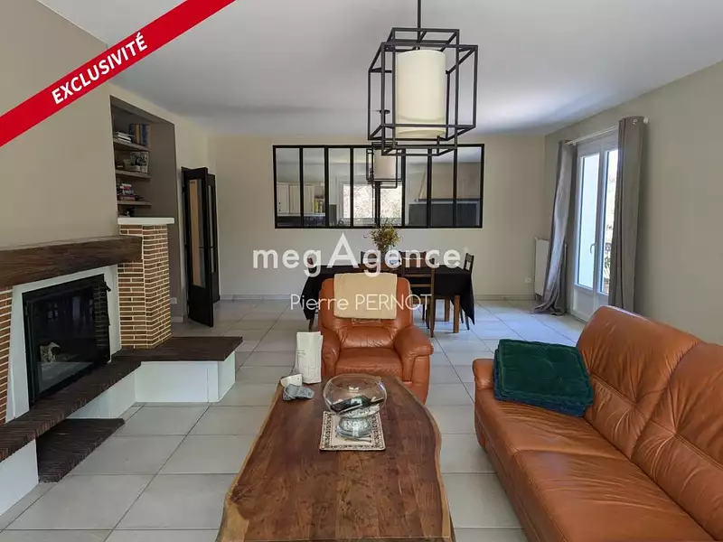Maison, 300 m²