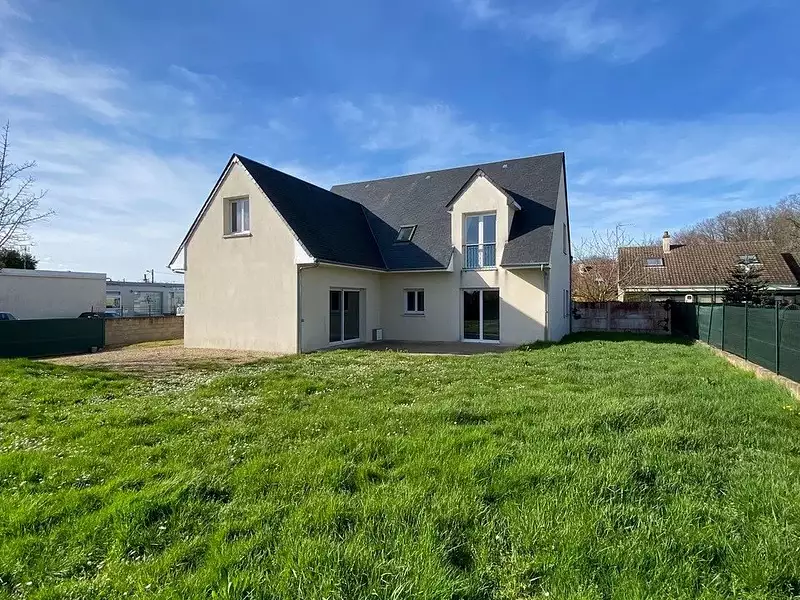 Maison, 160 m²
