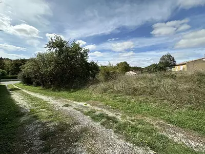 Terrain, 699 m²