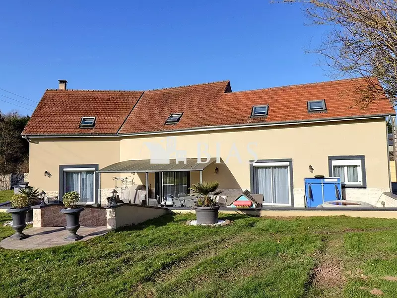 Maison, 230 m²