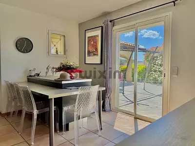 Maison, 176,17 m²
