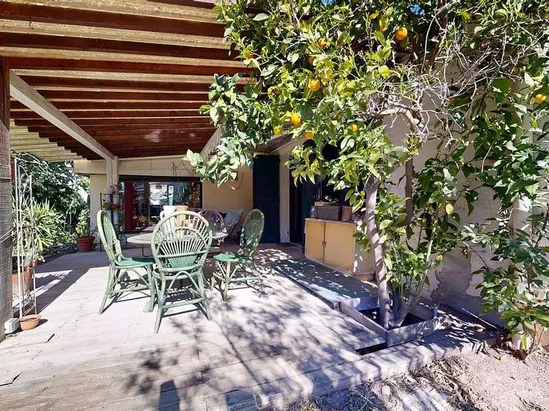 Maison, 99 m²
