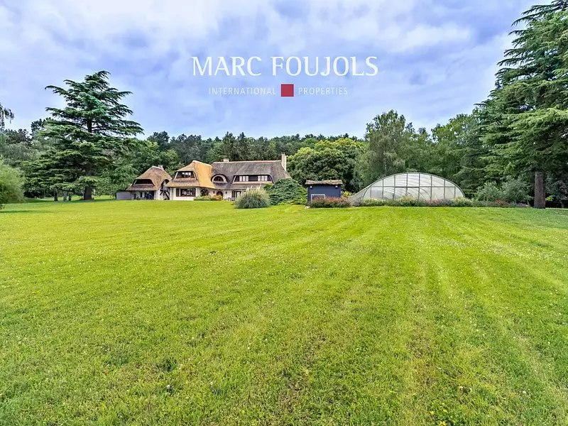 Maison, 240 m²