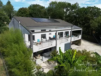 Maison, 212 m²