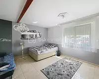 Maison, 280 m²