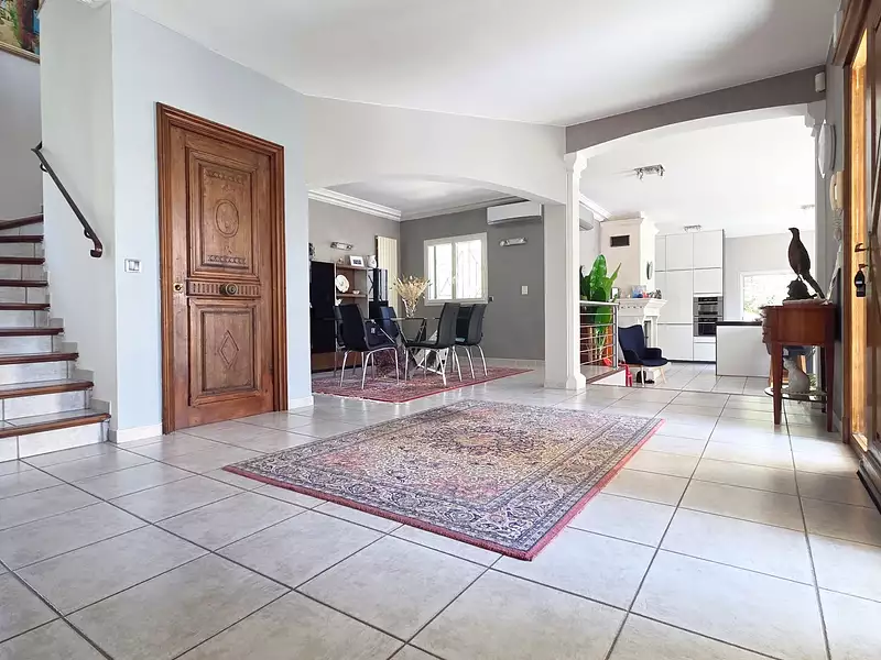 Maison, 241 m²