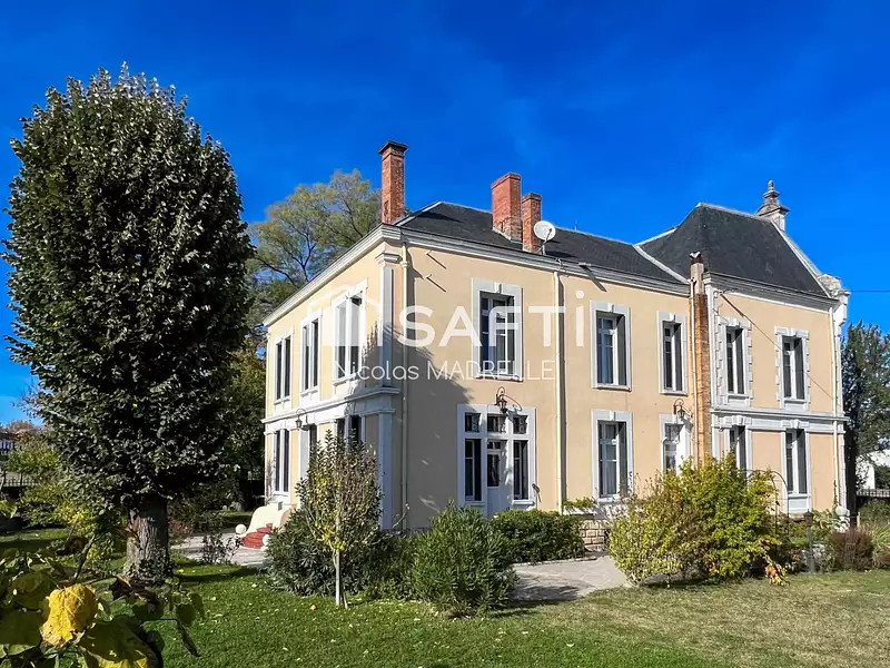 Maison, 450 m²