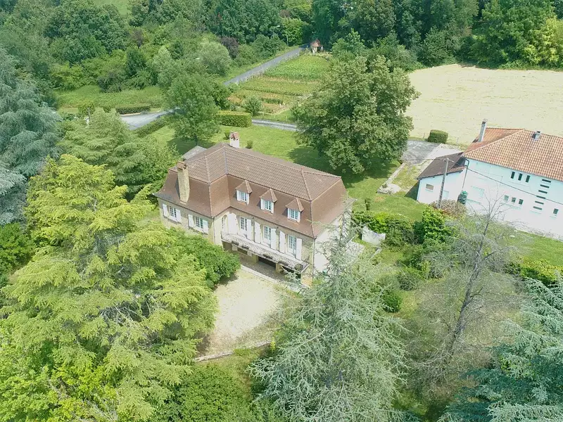 Maison, 250 m²
