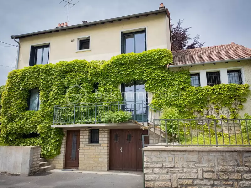 Maison, 162 m²