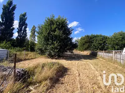 Terrain, 1 097 m²