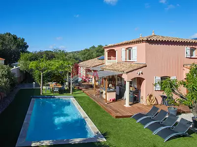 Maison, 180 m²