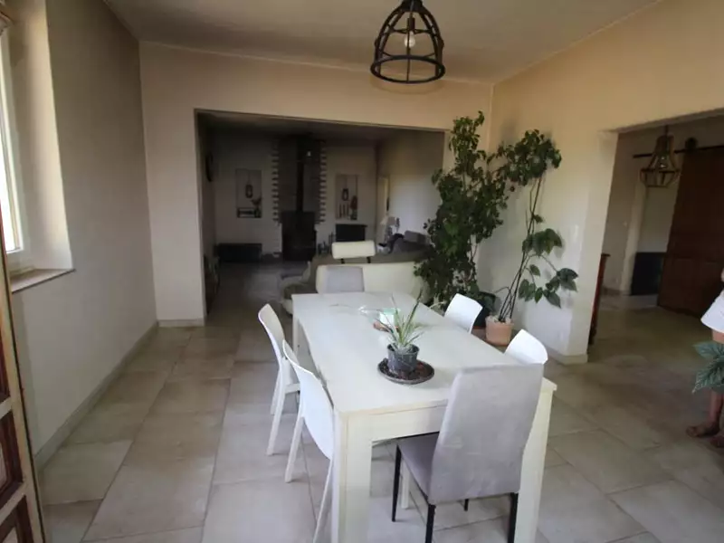 Maison, 148 m²