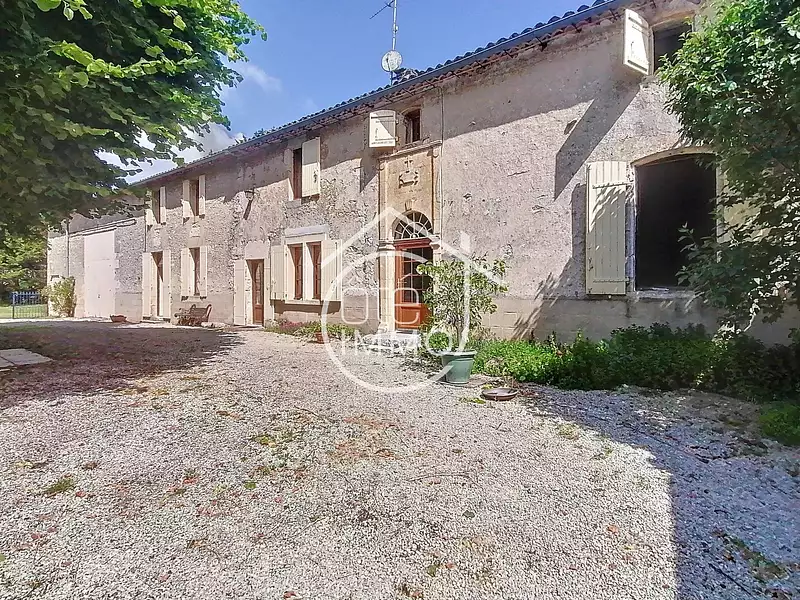 Maison, 206 m²