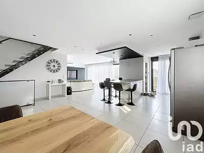 Maison, 151 m²