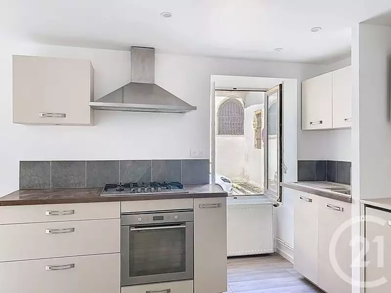 Maison, 75 m²