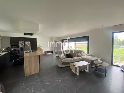 Maison, 106 m²