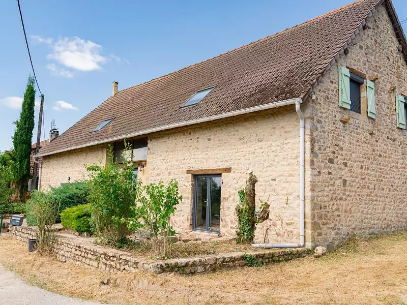 Maison, 285 m²