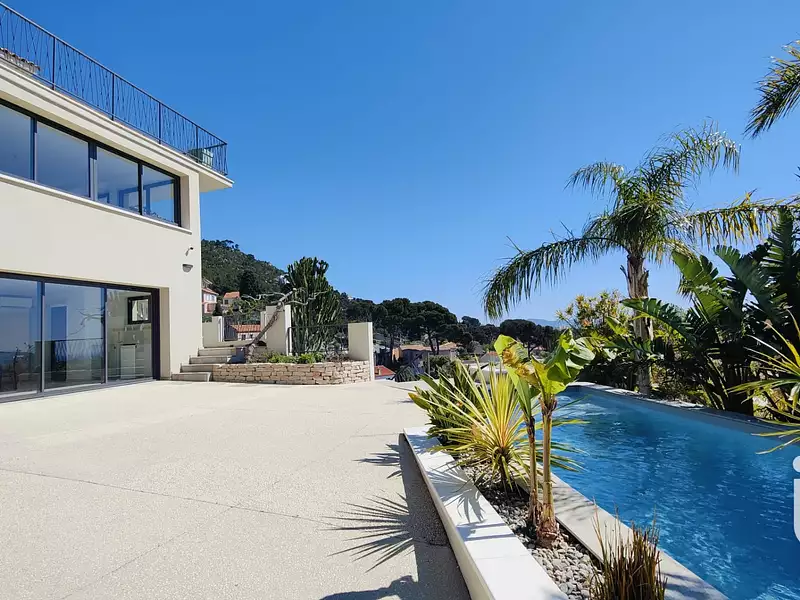Maison, 175 m²