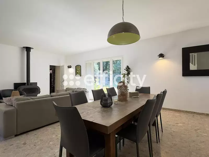 Maison, 450 m²