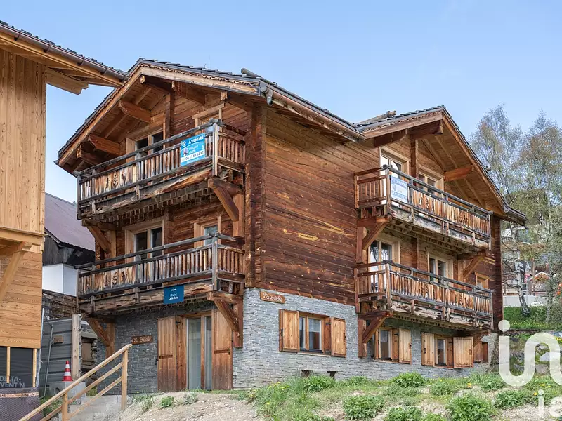 Maison, 288 m²