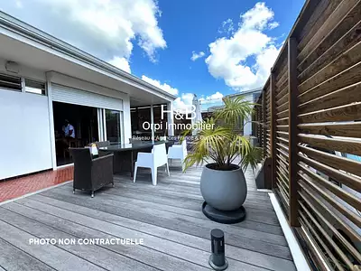 Maison, 248 m²