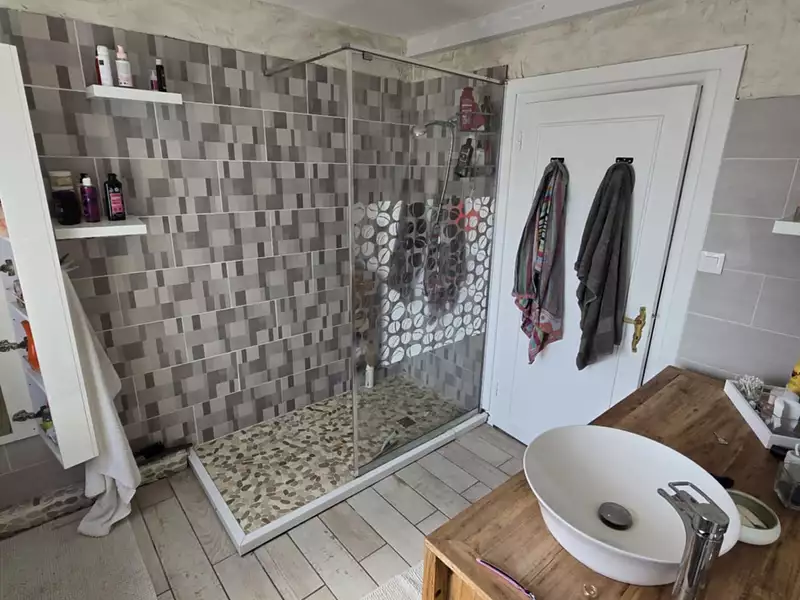 Maison, 185 m²