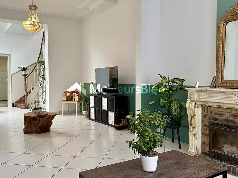 Maison, 190 m²