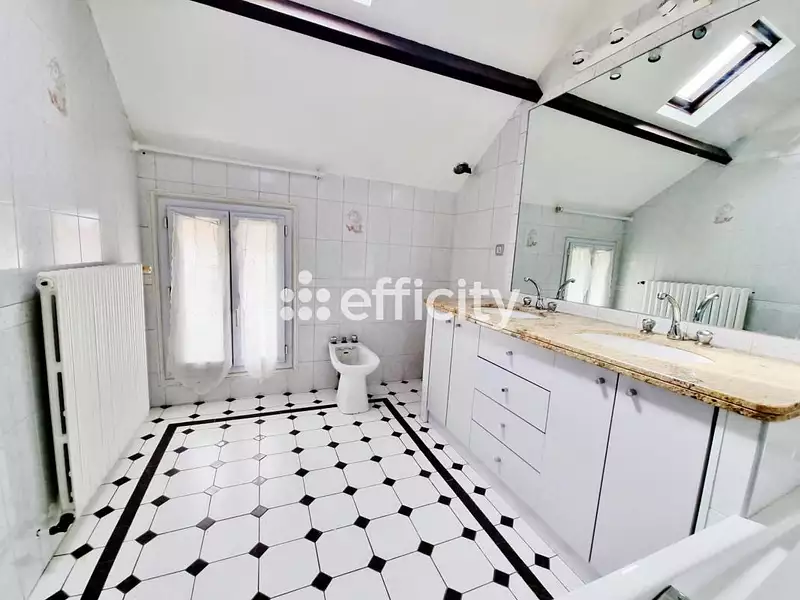 Maison, 135 m²