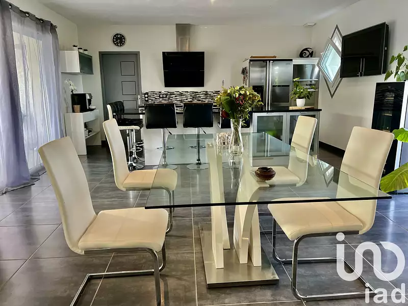 Maison, 140 m²