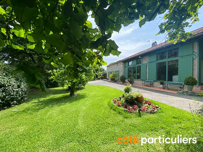 Maison, 219 m²