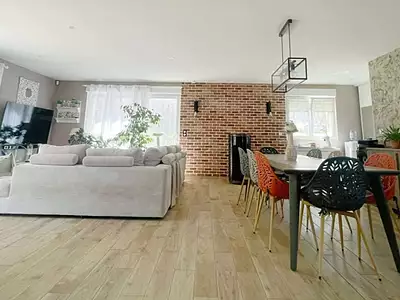 Maison, 174 m²