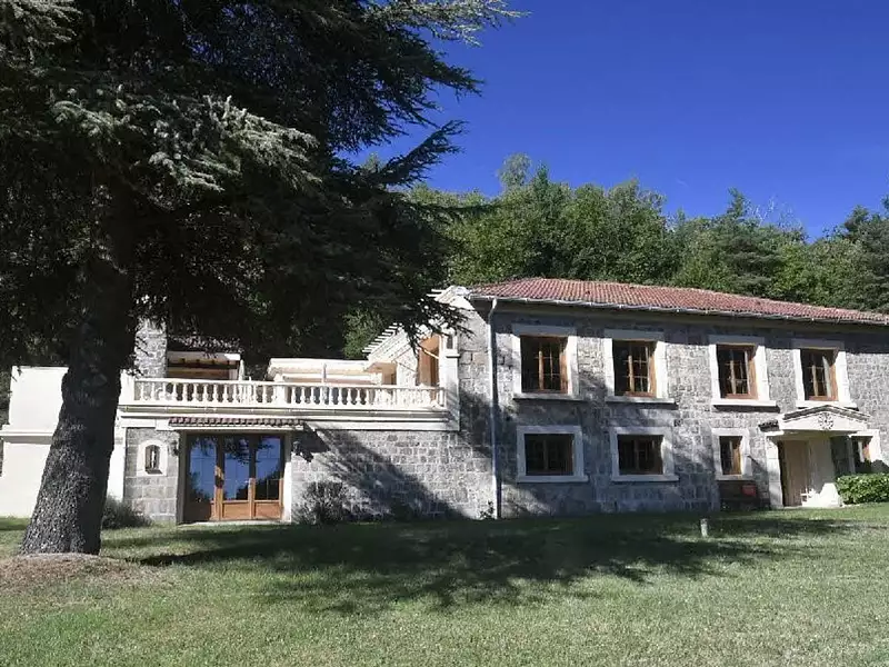 Maison, 600 m²