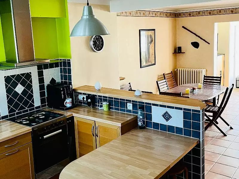 Maison, 99 m²