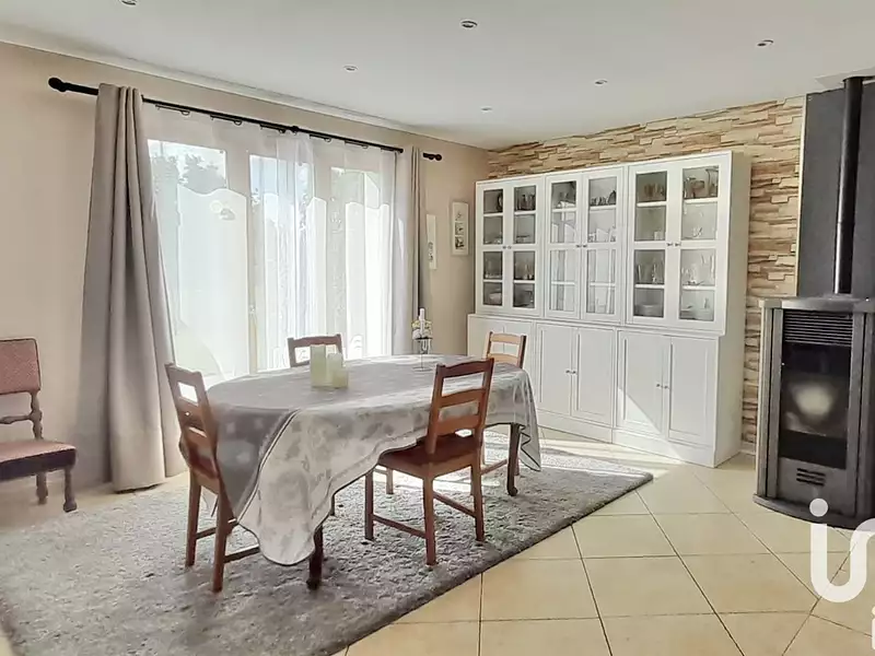 Maison, 155 m²