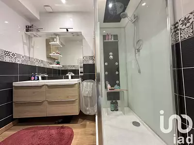 Maison, 241 m²