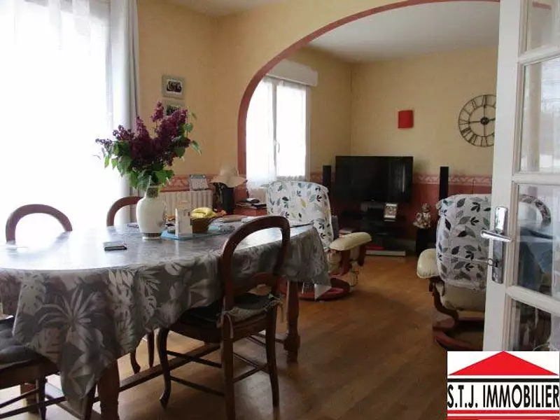 Maison, 177 m²