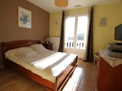 Maison, 240 m²