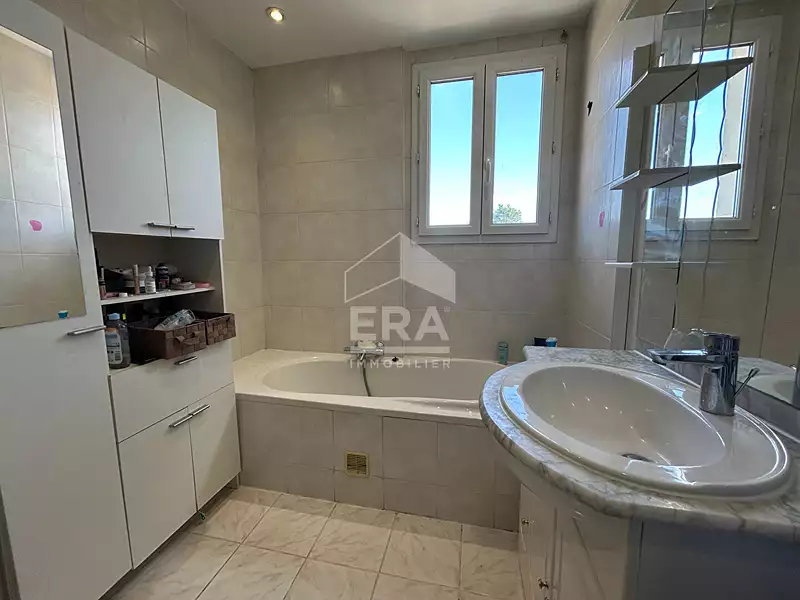 Maison, 105 m²