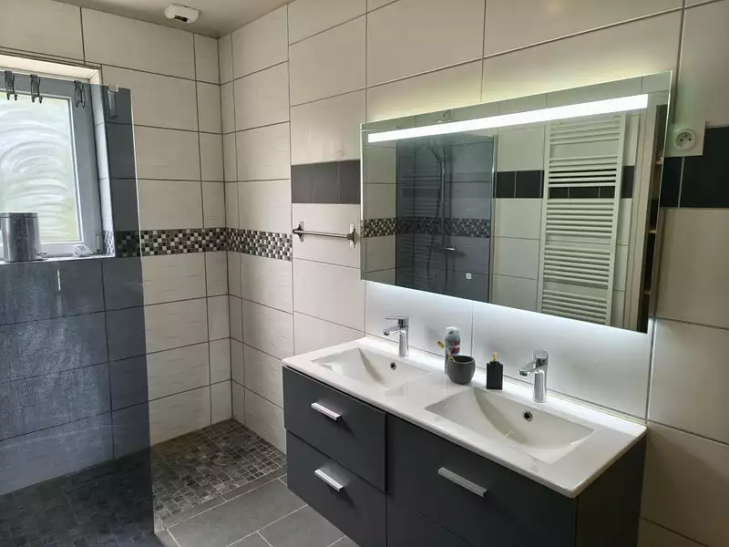 Maison, 96 m²