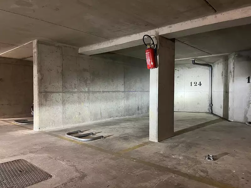 Parking, 16 m²